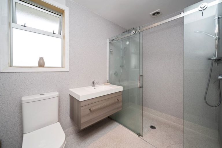 Photo of property in 6 Maui Place, Spotswood, New Plymouth, 4310