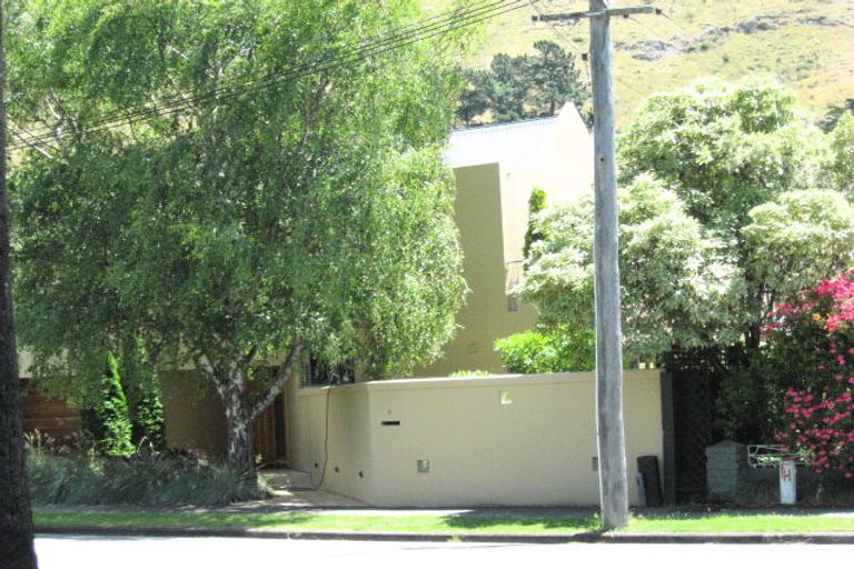 Photo of property in 6 Saint Leonards Square, Sumner, Christchurch, 8081