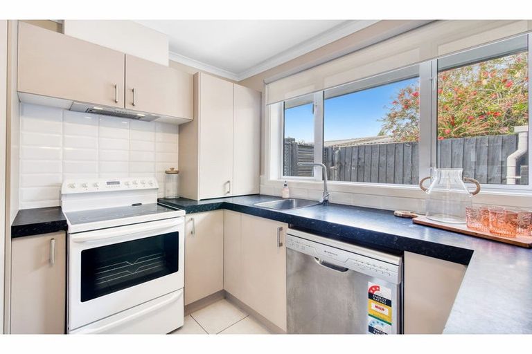 Photo of property in 26b East Belt, Rangiora, 7400