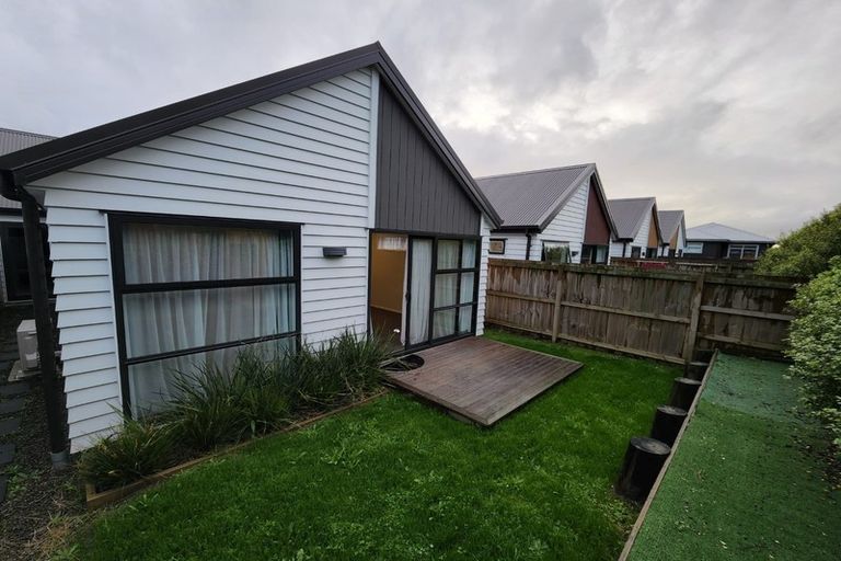 Photo of property in 9a Pakaraka Drive, Papakura, 2110