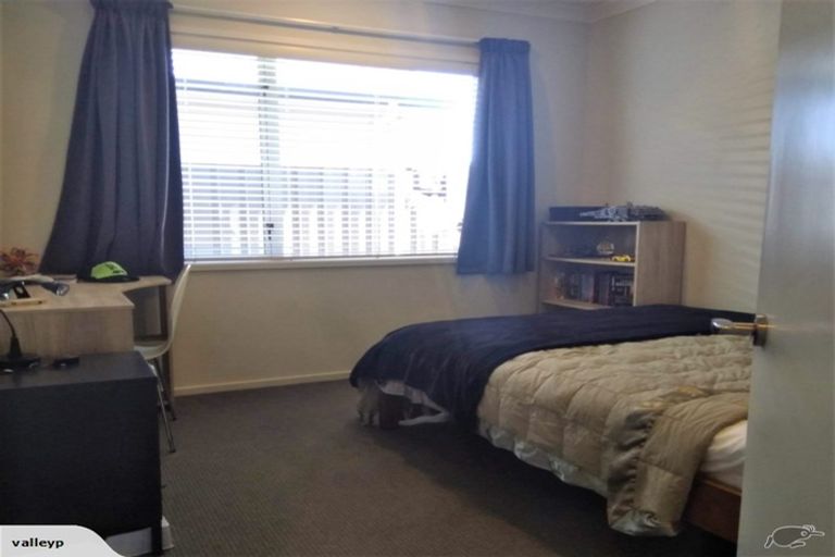 Photo of property in 19 Karoola Place, Havelock North, 4130