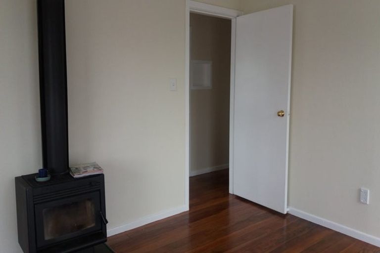 Photo of property in 86 Brandon Street, Featherston, 5710