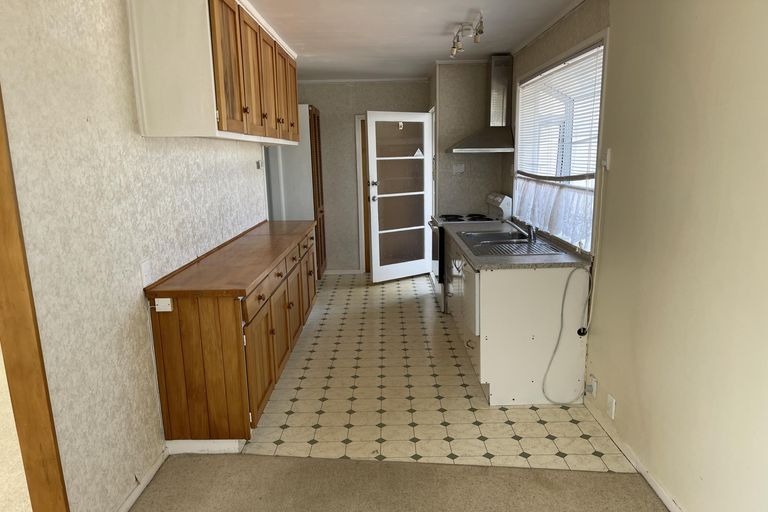 Photo of property in 16 Reelick Avenue, Pakuranga Heights, Auckland, 2010