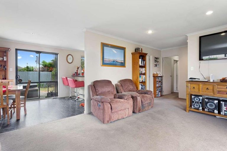 Photo of property in 260f Breezes Road, Aranui, Christchurch, 8061