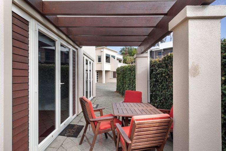 Photo of property in 118b Fourth Avenue, Tauranga, 3110