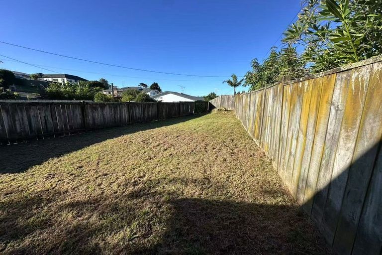 Photo of property in 39 Tomo Street, New Lynn, Auckland, 0600