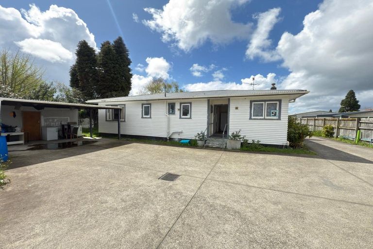 Photo of property in 9 Cosgrave Road, Papakura, 2110