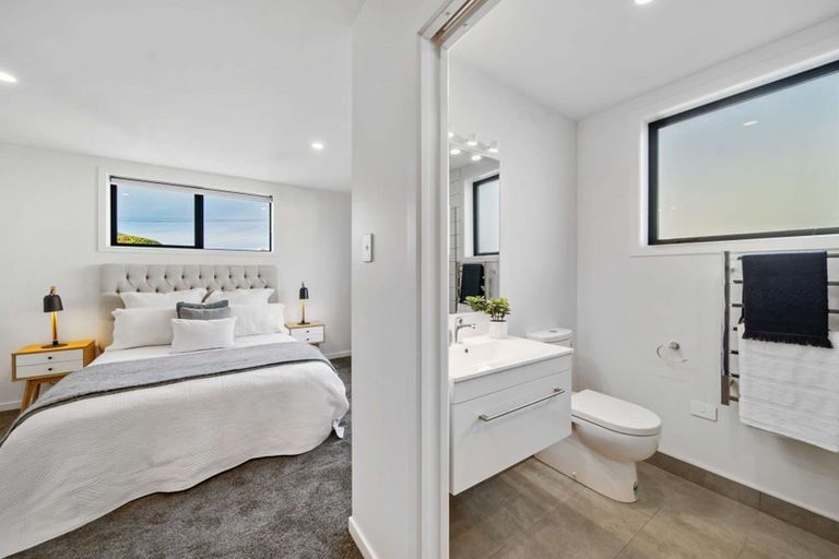 Photo of property in 6a Dey Street, Mosgiel, 9024