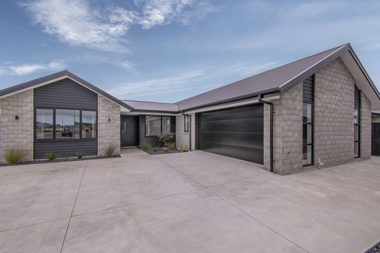 Photo of property in 17 Rothwell Drive, Rolleston, 7615