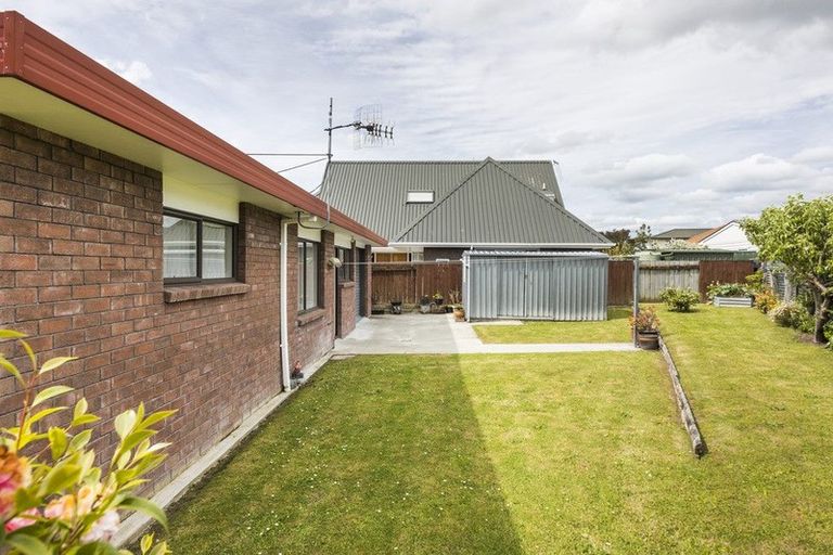 Photo of property in 8 Colorado Crescent, Milson, Palmerston North, 4414