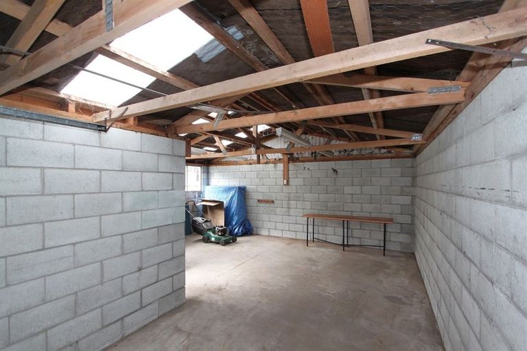 Photo of property in 63 Main Road, Redcliffs, Christchurch, 8081