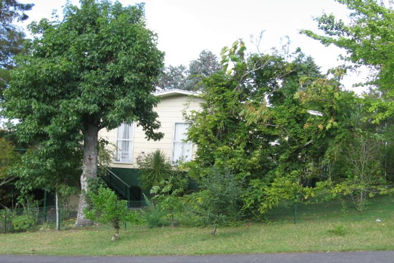 Photo of property in 25 Bellringer Road, Massey, Auckland, 0614