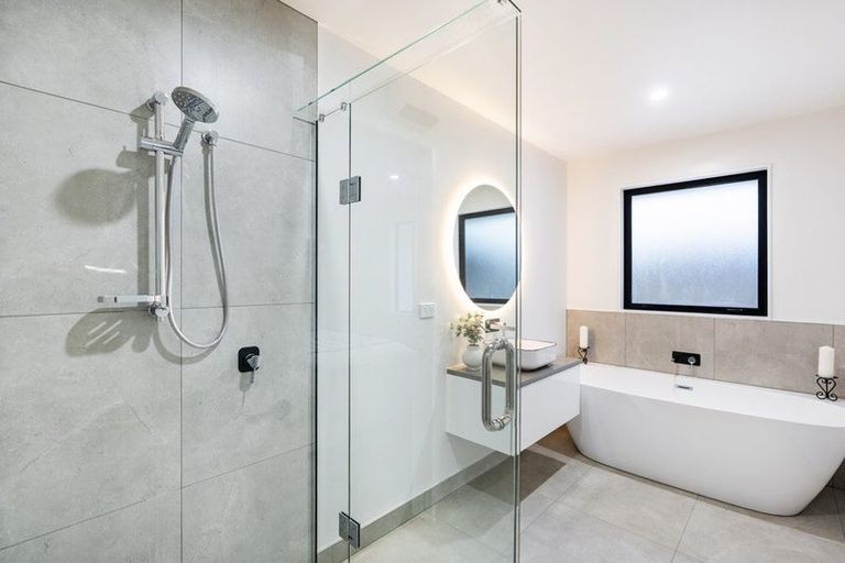 Photo of property in 36 Coach Way, Rolleston, 7614