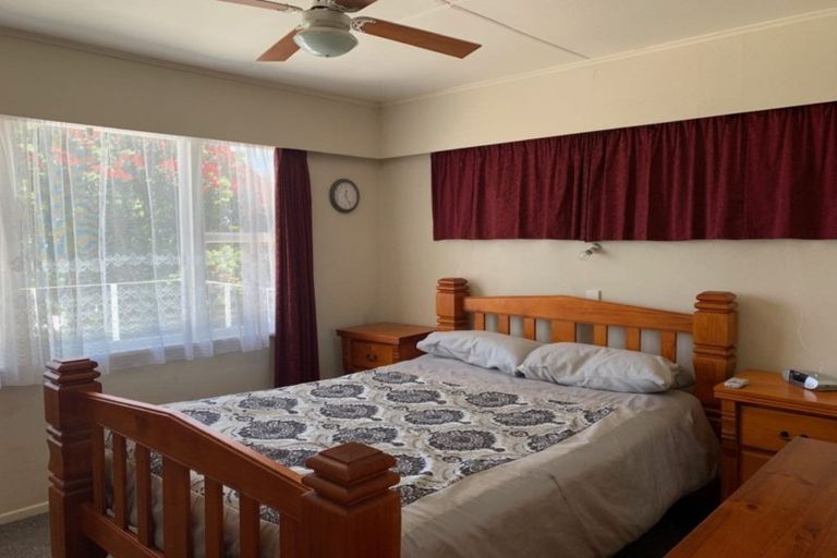 Photo of property in 11 North Street, Waitara, 4320