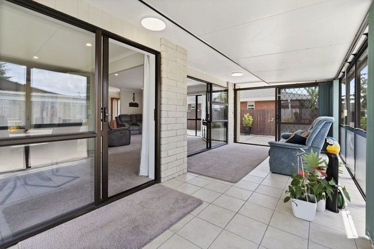 Photo of property in 2/4 Edward Avenue, Otara, Orewa, 2023