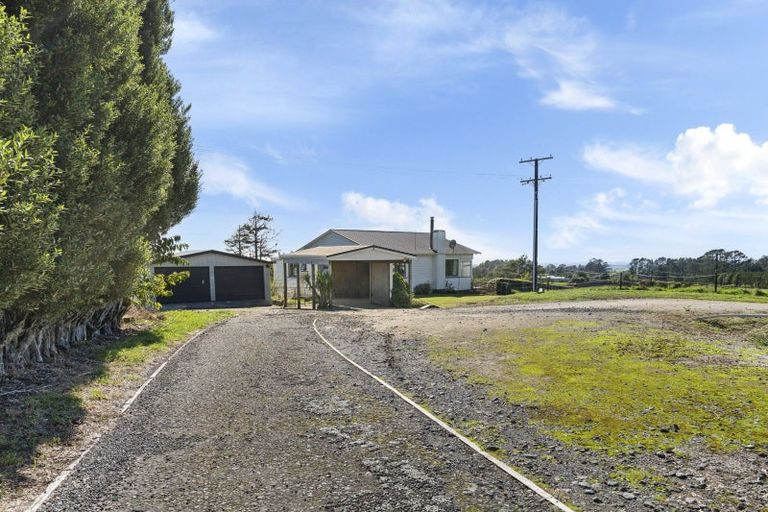 Photo of property in 1382 Carrington Road, Hurworth, New Plymouth, 4371