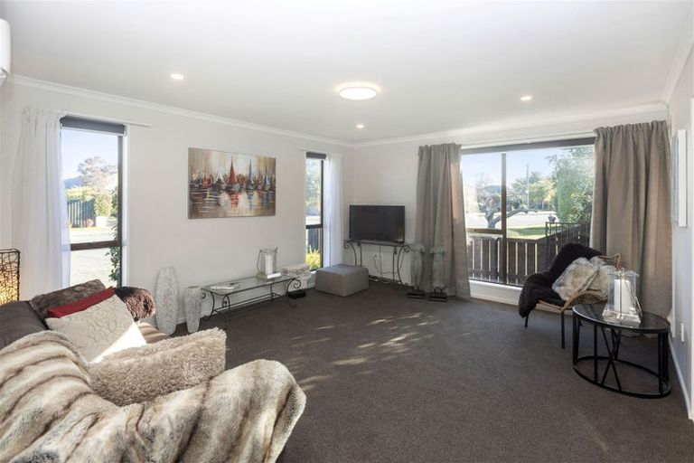 Photo of property in 2 Manuka Street, Mairehau, Christchurch, 8013