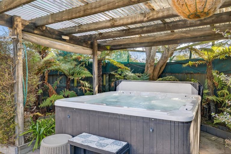 Photo of property in 4 Windward Lane, Bromley, Christchurch, 8062