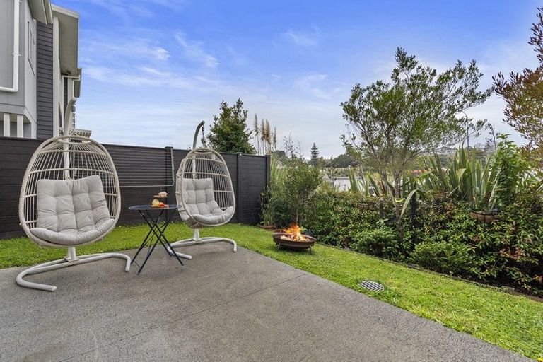 Photo of property in 18 Taitonga Lane, Stanmore Bay, Whangaparaoa, 0932