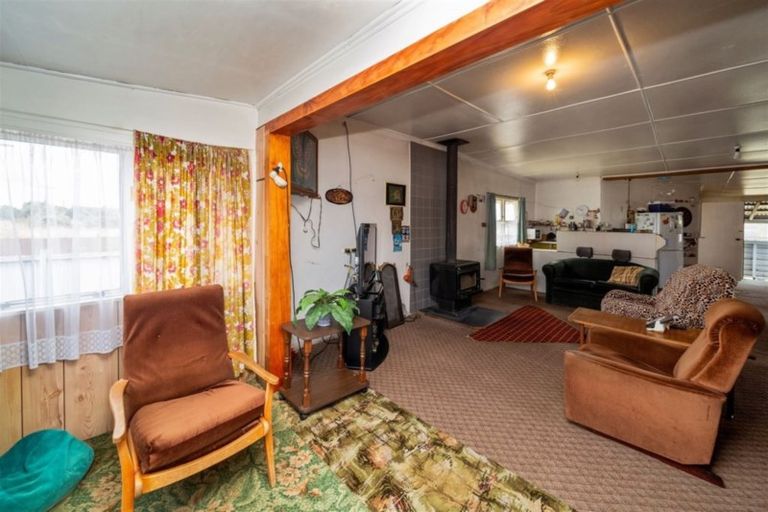 Photo of property in 425 Waihi Road, Normanby, Hawera, 4614