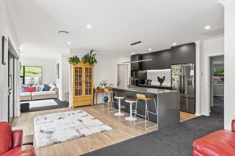 Photo of property in 3 Stoneleigh Grove, Paraparaumu, 5032