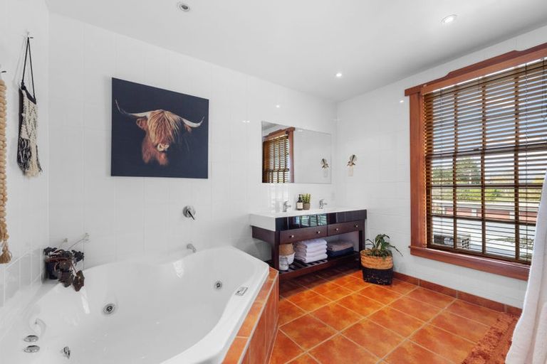 Photo of property in 35 Kainga Road, Kainga, Christchurch, 8083