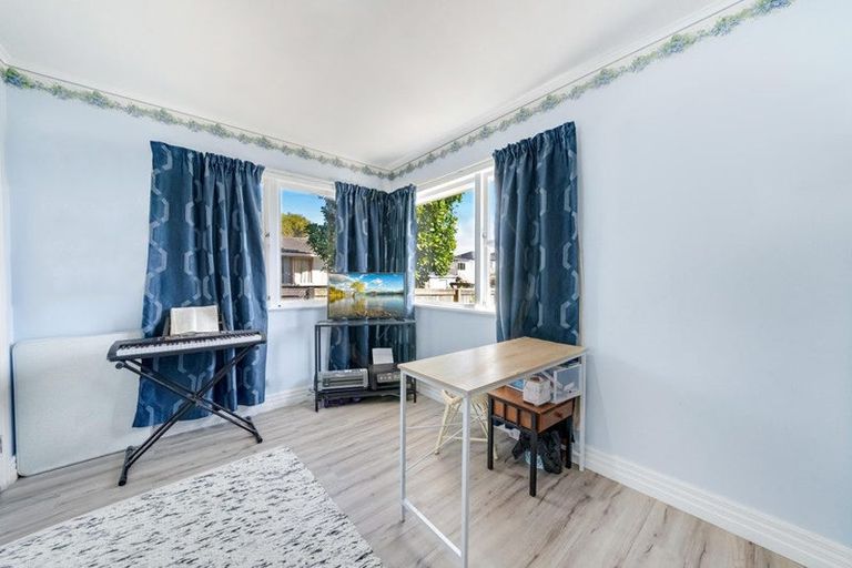 Photo of property in 3 Estuary Road, Weymouth, Auckland, 2103