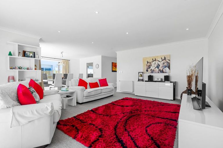 Photo of property in 79 Arrowsmith Avenue, Waipahihi, Taupo, 3330