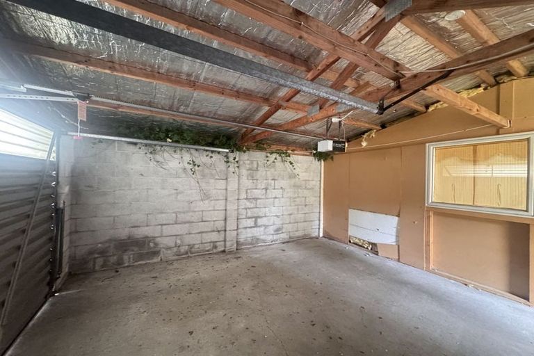 Photo of property in 134 Holly Road, St Albans, Christchurch, 8014