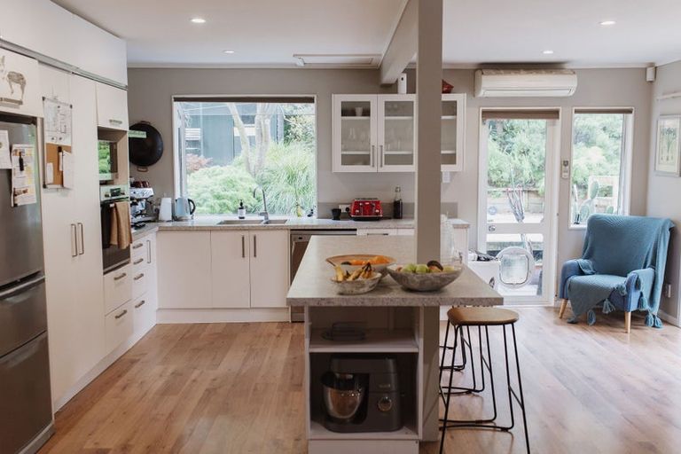 Photo of property in 7 Matai Road, Raumati South, Paraparaumu, 5032