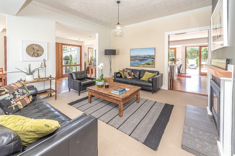 Photo of property in 2 Eaton Crescent, Otamatea, Whanganui, 4500