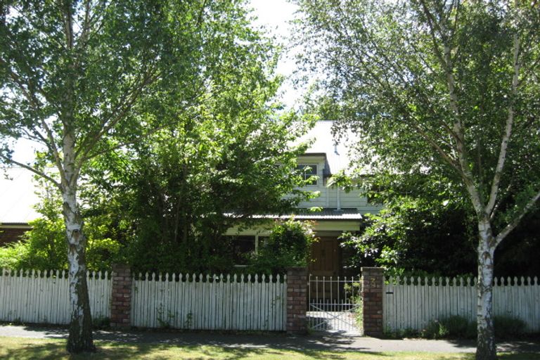 Photo of property in 3 Berkshire Drive, Avonhead, Christchurch, 8042
