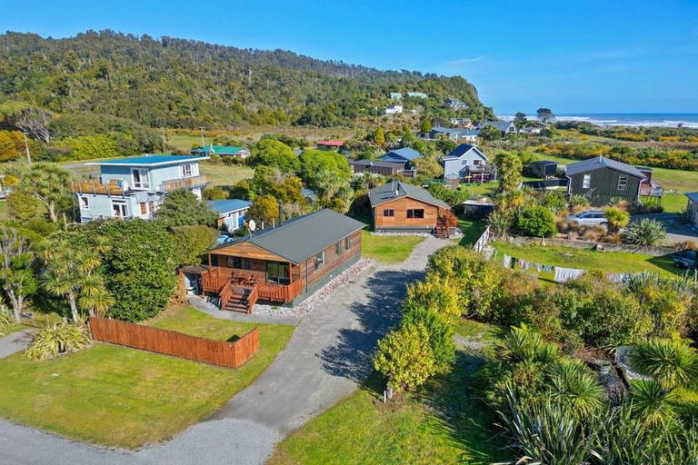 Photo of property in 4 Russell Street, Okarito, Whataroa, 7886