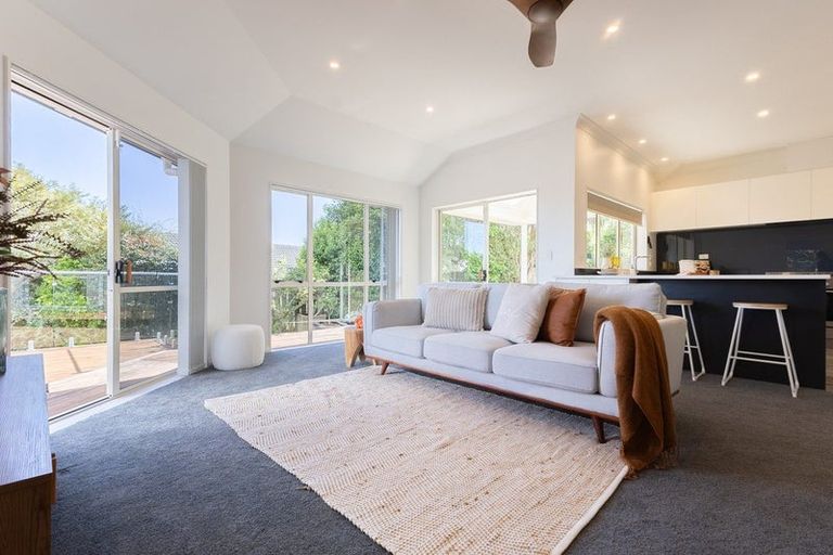 Photo of property in 10 Harvest Court, Paraparaumu, 5032