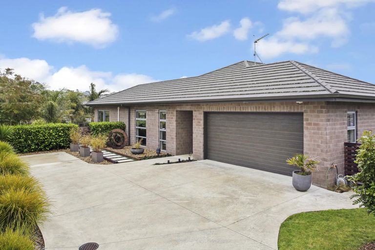 Photo of property in 13 Hillpark Drive, Pokeno, 2402