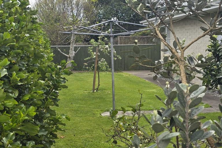 Photo of property in 4/414 Saint Aubyn, Hastings, 4122