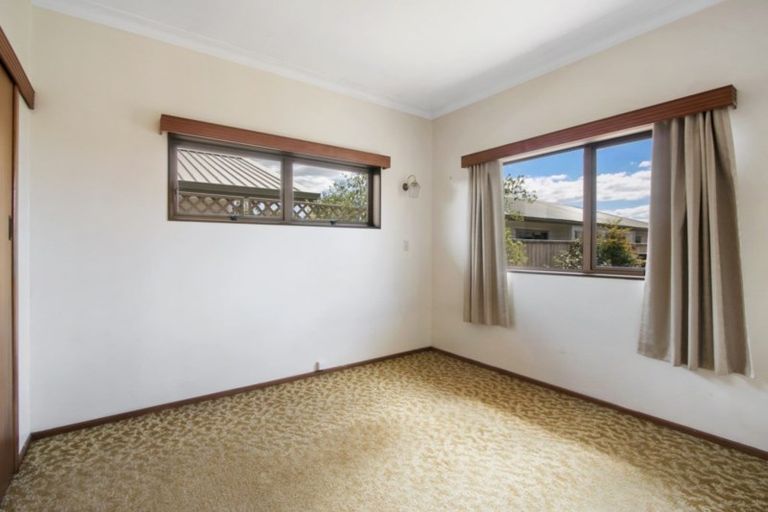 Photo of property in 25 Carisbrooke Street, Aranui, Christchurch, 8061