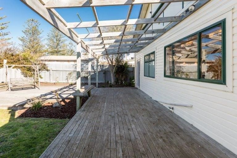 Photo of property in 8 Te Awa Avenue, Te Awa, Napier, 4110