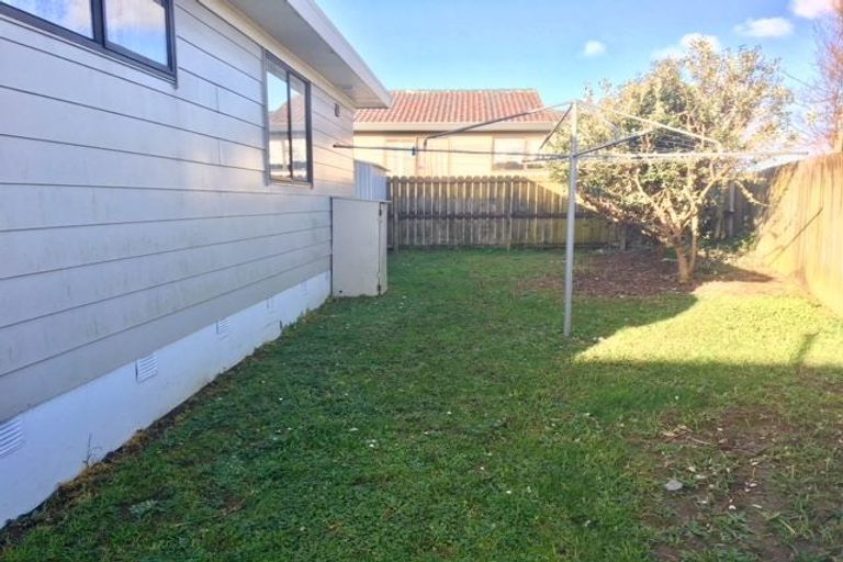 Photo of property in 1/143 Te Irirangi Drive, Flat Bush, Auckland, 2019
