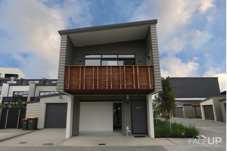 Photo of property in 166 Hobsonville Point Road, Hobsonville, Auckland, 0616