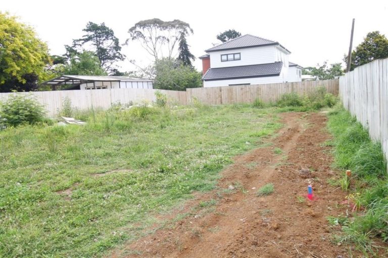 Photo of property in 17b Earlsworth Road, Mangere East, Auckland, 2024