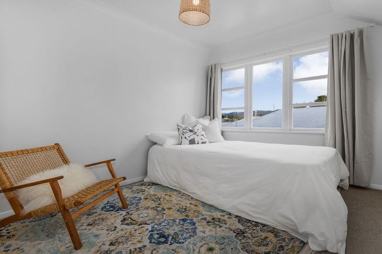 Photo of property in 14 Duke Street, Levin, 5510