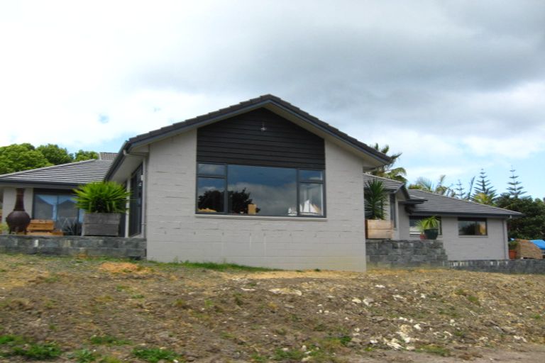 Photo of property in 35 Serene Place, Gulf Harbour, Whangaparaoa, 0930