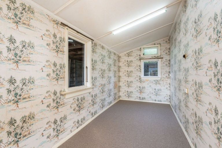 Photo of property in 16 Arnott Street, Portobello, Dunedin, 9014