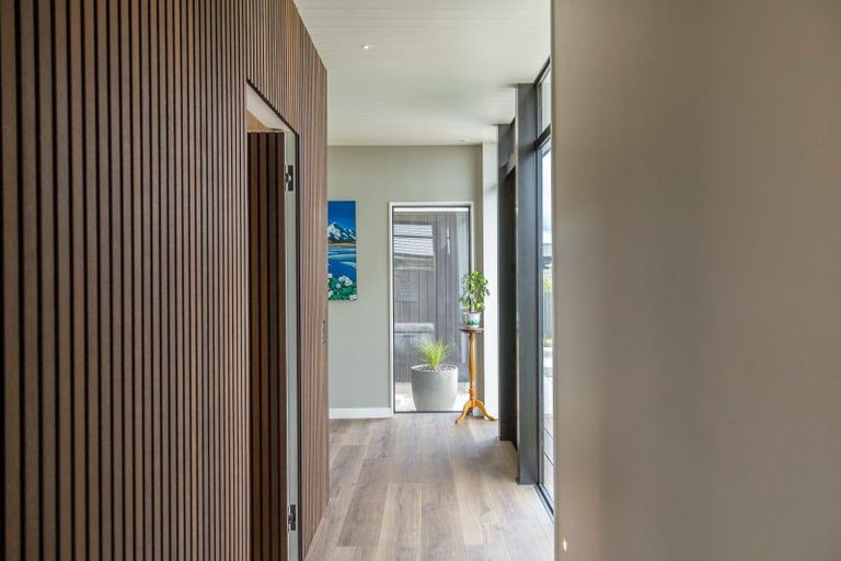 Photo of property in 31 Tarata Grove, Lansdowne, Masterton, 5810