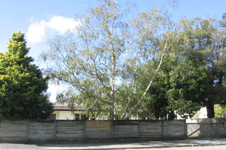 Photo of property in 71 Ward Street, Wallaceville, Upper Hutt, 5018