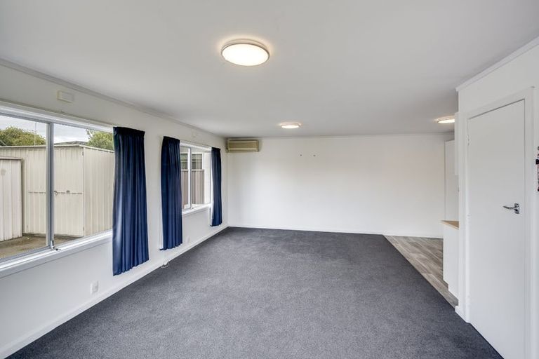 Photo of property in 32 Auckland Road, Greenmeadows, Napier, 4112