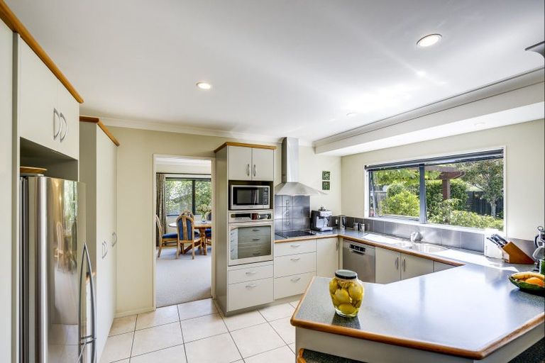 Photo of property in 42 Rochfort Road, Havelock North, 4130