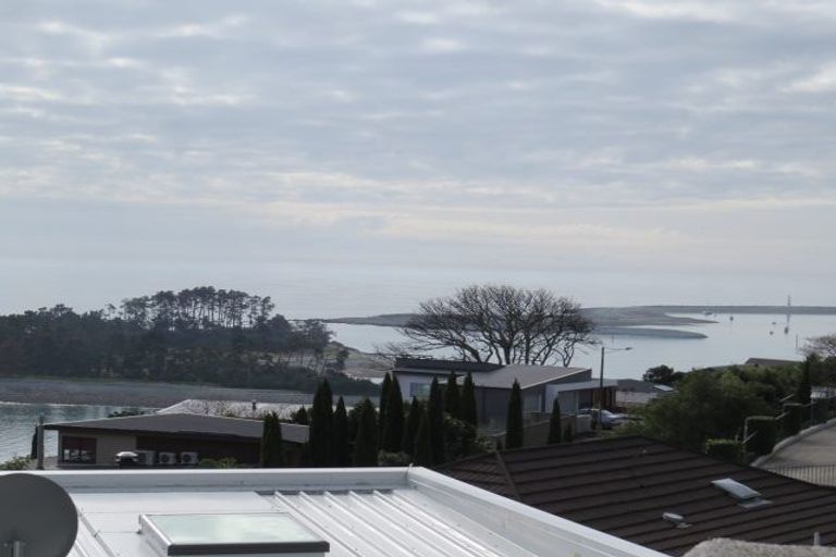 Photo of property in 47 The Cliffs, Britannia Heights, Nelson, 7010