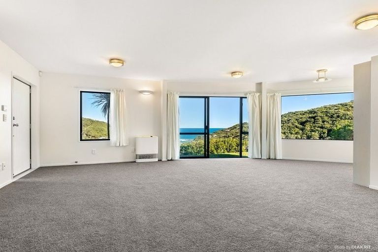 Photo of property in 32 View Road, Houghton Bay, Wellington, 6023